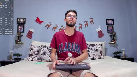 Snapshot of ethan_adam chatting on 4, 12, 2024 ADAM TAYLOR ETHAN CAMBAL INDEPENDENT MODELS online show from 4, 12, 2024