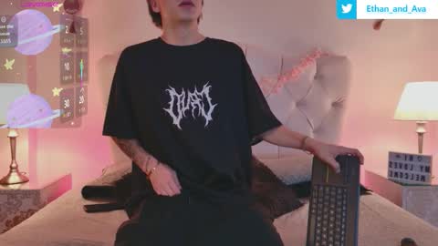 Snapshot of ethan_and_ava chatting on 24, 9, 2025 ethan and ava online show from 24, 9, 2025