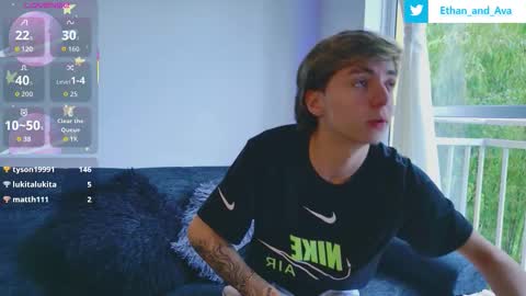 Snapshot of ethan_and_ava chatting on 12, 10, 2025 ethan and ava online show from 12, 10, 2025