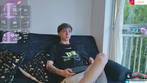 Snapshot of ethan_and_ava chatting on 4, 12, 2025 ethan and ava online show from 4, 12, 2025