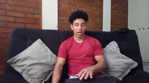 Ethan Noir online show from 1, 2, 2025