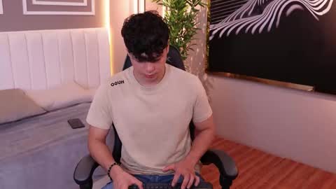 ethan_occonor online show from 24, 10, 2025