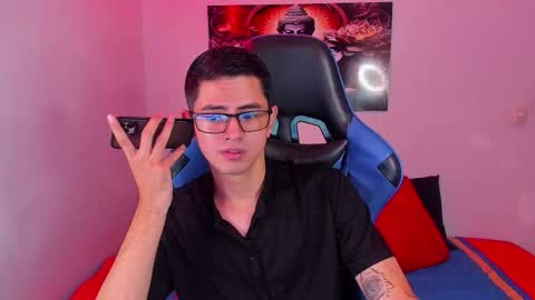 Snapshot of ethan_sai01 chatting on 21, 11, 2025 ETHAN SAI online show from 21, 11, 2025