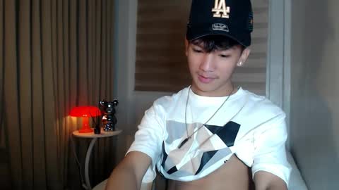 Snapshot of etherealboytoy4hire chatting on 16, 12, 2025 Rey online show from 16, 12, 2025