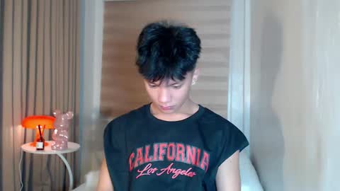 Snapshot of etherealboytoy4hire chatting on 4, 2, 2026 Rey online show from 4, 2, 2026