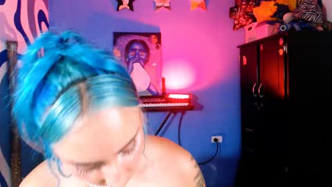 Iris Smile  independent model online show from 13, 5, 2026