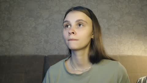 Eva Calvin online show from 4, 12, 2024