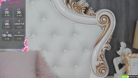 Eva Cramer online show from 12, 9, 2025