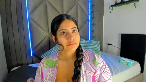 EVA DAEMON  online show from 18, 4, 2026