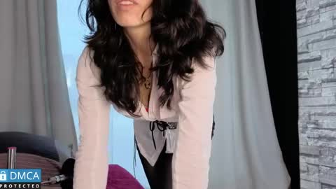 eva delight online show from 18, 4, 2026