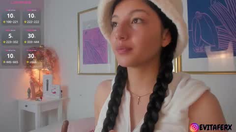 Evaa Depp online show from 7, 11, 2025