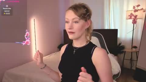 eva hamilton online show from 27, 7, 2026