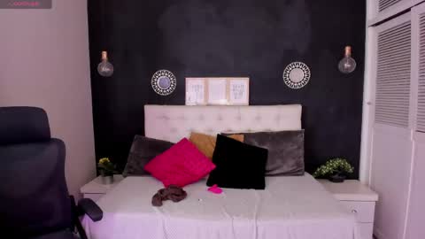 eva_hot_1 online show from 4, 6, 2026