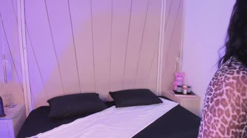 eva_kingsford online show from 23, 4, 2026