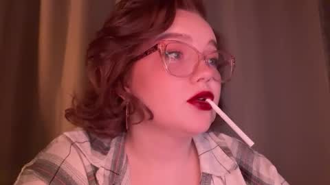 Snapshot of eva_kittenn chatting on 13, 11, 2025 eva_kittenn online show from 13, 11, 2025