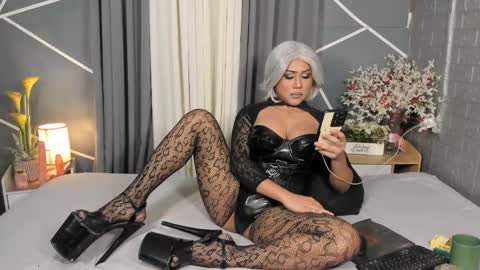 Eva online show from 28, 4, 2026
