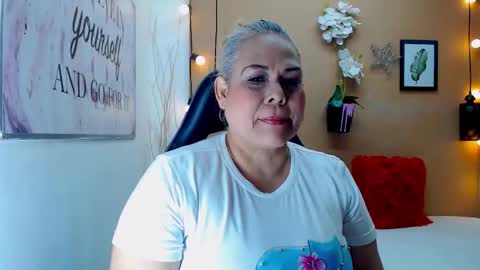 eva_love49 online show from 4, 12, 2025