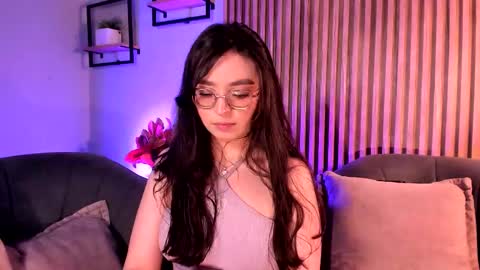 Angelinne online show from 7, 3, 2026