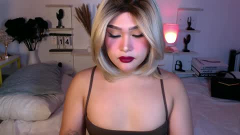 Queen Eva Mazikeen online show from 14, 11, 2025