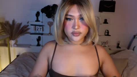 Queen Eva Mazikeen online show from 26, 4, 2026