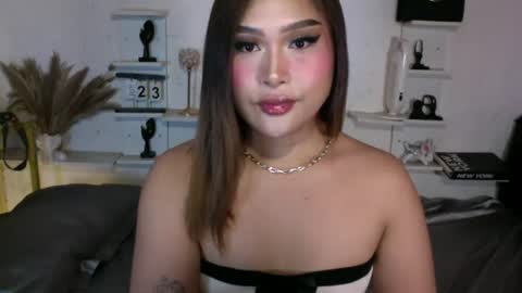 Queen Eva Mazikeen online show from 25, 6, 2026