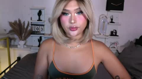 Queen Eva Mazikeen online show from 4, 8, 2026