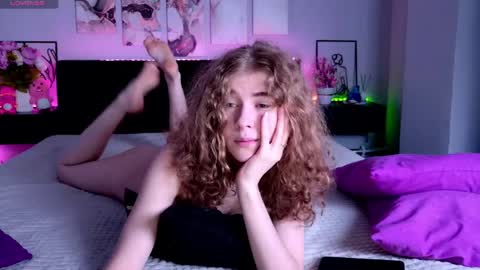 Eva meaw online show from 29, 4, 2026