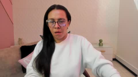 Eva  online show from 26, 4, 2026