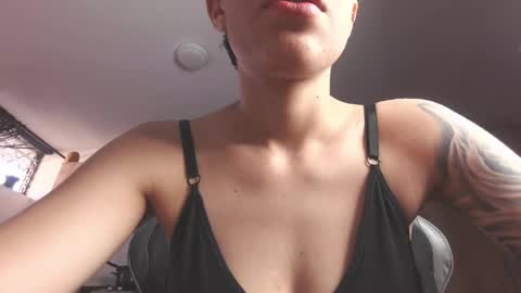 Eva cute online show from 1, 6, 2026