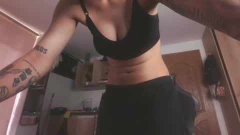 Eva cute online show from 11, 6, 2026