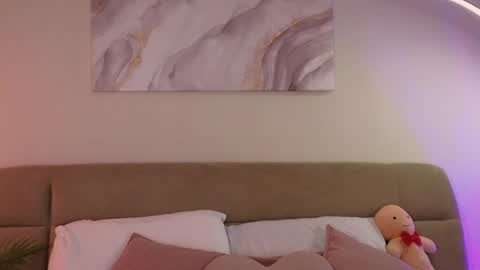 Snapshot of eva_natsumi chatting on 20, 1, 2025 Eva online show from 20, 1, 2025