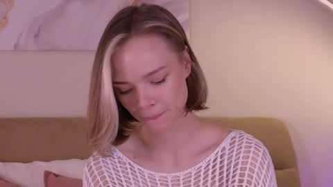 Snapshot of eva_natsumi chatting on 27, 1, 2025 Eva online show from 27, 1, 2025