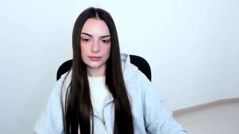 Snapshot of eva_rossee_ chatting on 1, 2, 2025 Eva online show from 1, 2, 2025