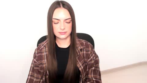 Snapshot of eva_rossee_ chatting on 4, 2, 2025 Eva online show from 4, 2, 2025