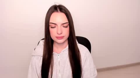 Snapshot of eva_rossee_ chatting on 10, 3, 2025 Eva online show from 10, 3, 2025