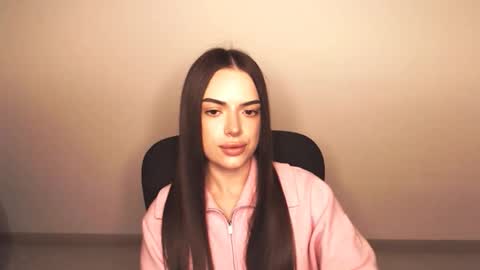 Snapshot of eva_rossee_ chatting on 16, 10, 2025 Eva online show from 16, 10, 2025