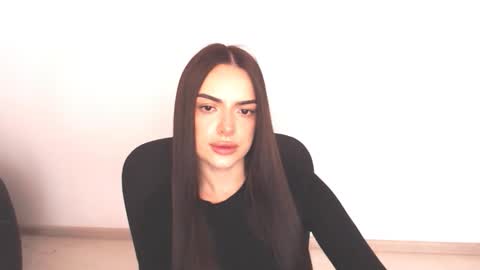 Snapshot of eva_rossee_ chatting on 30, 10, 2025 Eva online show from 30, 10, 2025