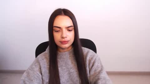 Snapshot of eva_rossee_ chatting on 15, 11, 2025 Eva online show from 15, 11, 2025