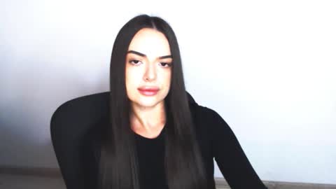 Snapshot of eva_rossee_ chatting on 16, 11, 2025 Eva online show from 16, 11, 2025