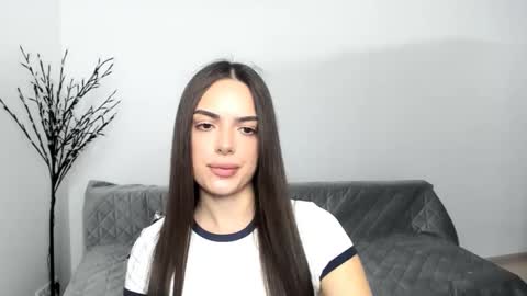 Eva online show from 25, 4, 2026