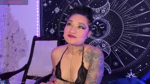 Snapshot of eva_sanderslee chatting on 9, 11, 2025 Eva online show from 9, 11, 2025