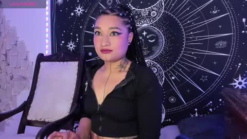 Snapshot of eva_sanderslee chatting on 11, 11, 2025 Eva online show from 11, 11, 2025