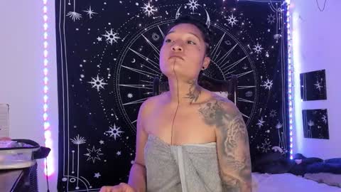 Snapshot of eva_sanderslee chatting on 19, 11, 2025 Eva online show from 19, 11, 2025