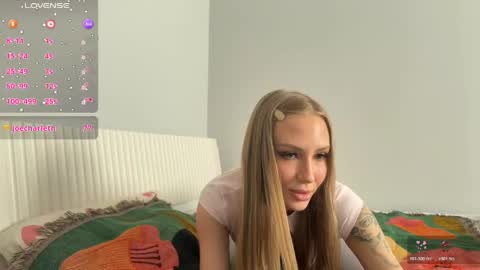 Hello Im Eva online show from 27, 4, 2026