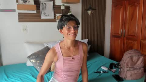 Snapshot of evaa_campbell chatting on 18, 4, 2026 Eva online show from 18, 4, 2026