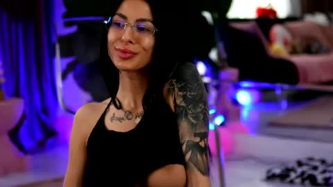 Eva  online show from 28, 4, 2026