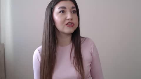 Snapshot of evachaturbatte chatting on 9, 3, 2026 Evachaturbatte online show from 9, 3, 2026