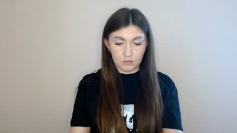 Evachaturbatte online show from 17, 6, 2026