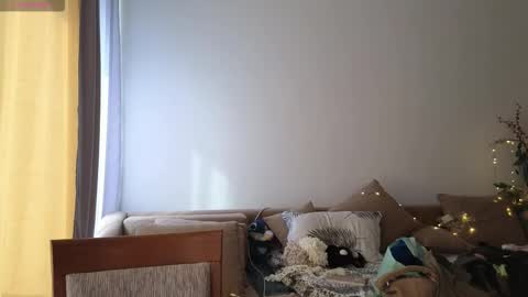 Snapshot of evadior chatting on 21, 10, 2025 Eva online show from 21, 10, 2025