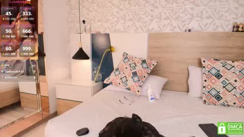 Evadne online show from 22, 9, 2025